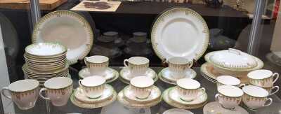 ROYAL DOULTON