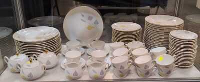 DINNERWARE