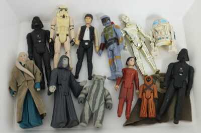 STAR WARS FIGURES