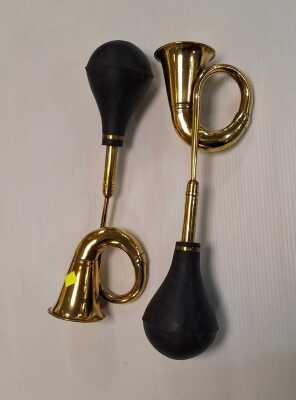 VINTAGE STYLE CAR HORNS
