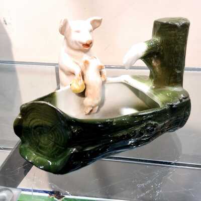 PORCELAIN PIGGIES