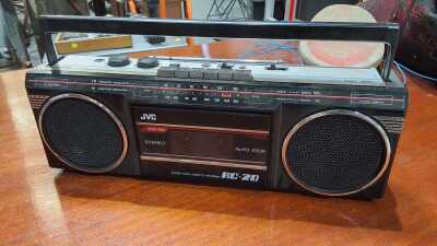 STEREO CASSETTE PLAYER
