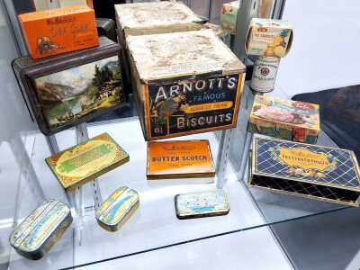 SWEETS PACKAGING