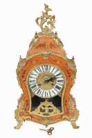 MANTEL CLOCK