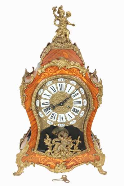 MANTEL CLOCK