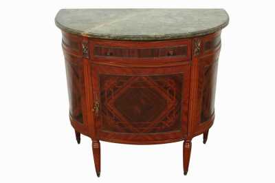 DEMILUNE COMMODE