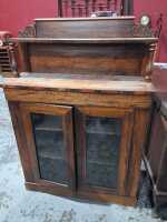 CHIFFONIERE