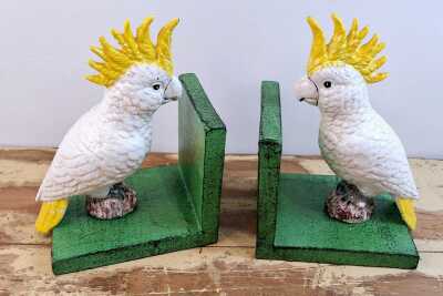 BOOKENDS