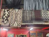 RUGS & WALL HANGINGS