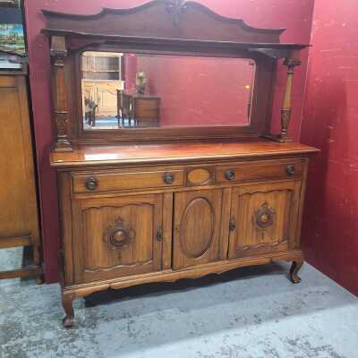 SIDEBOARD