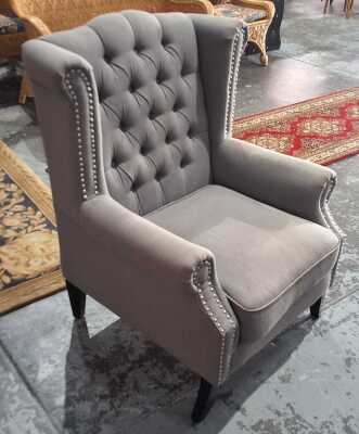 ARM CHAIR