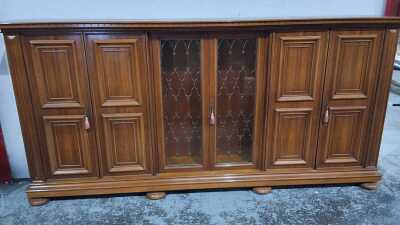 WALL UNIT