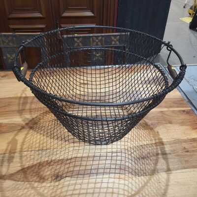 WOOD BASKET