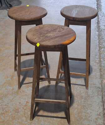 STOOLS