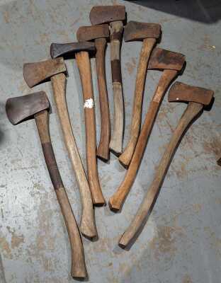 AXE LOT