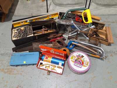 TOOL LOT