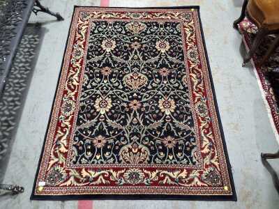 FLOOR RUG