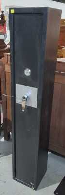 GUN SAFE