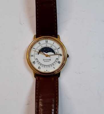 WRIST WATCH