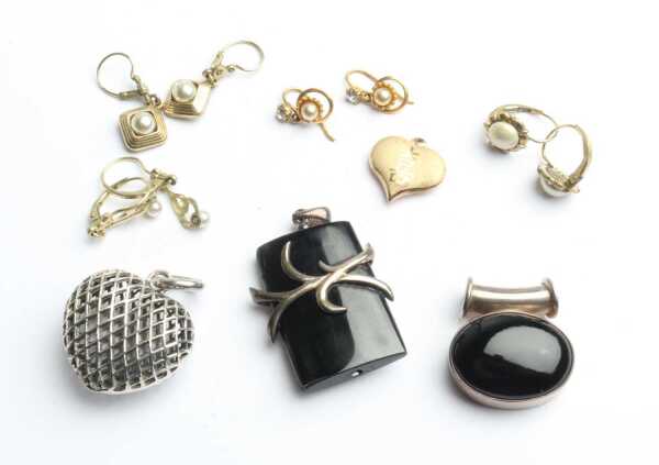JEWELLERY