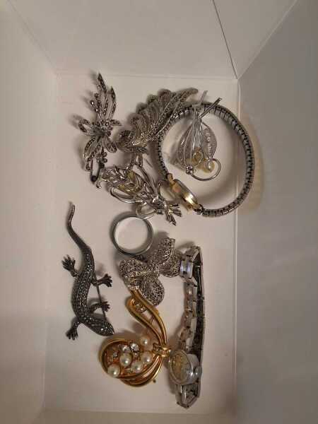 JEWELLERY