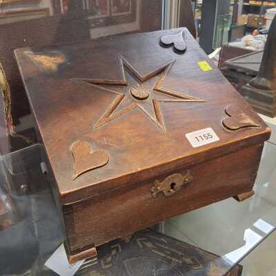 DESK BOX