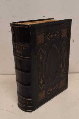 FAMILY BIBLE