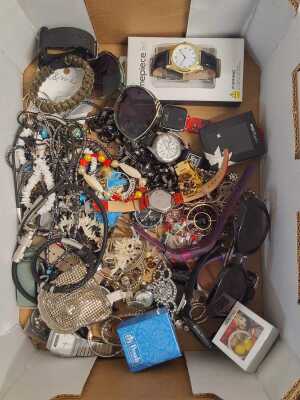 COSTUME JEWELLERY