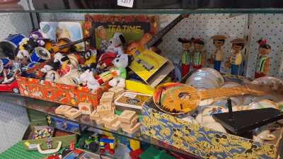 SUNDRY LOT