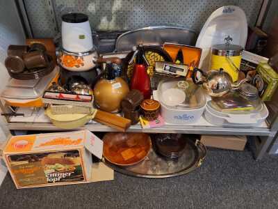 RETRO KITCHEN & BAR WARES