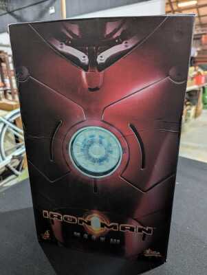 IRON MAN MODEL