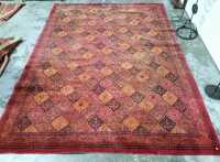 FLOOR RUG