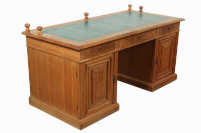 OAK DESK