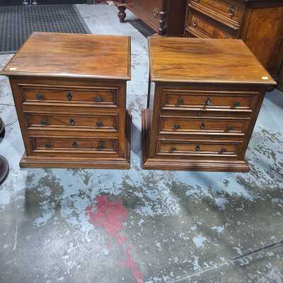 BEDSIDE CABINETS