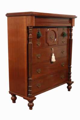 CHEST OF DRAWERS