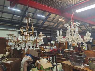 CHANDELIERS