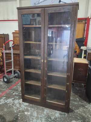 DISPLAY CABINET