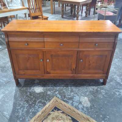 SIDEBOARD