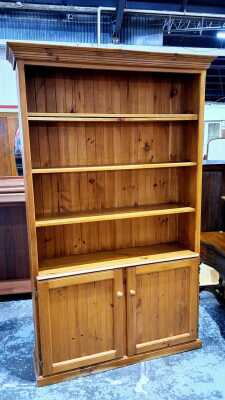 BOOKSHELF