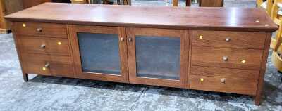 ENTERTAINMENT UNIT