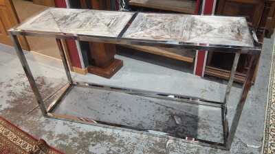 CONSOLE TABLE