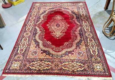 FLOOR RUG