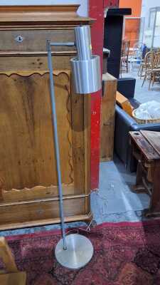 STANDING LAMP