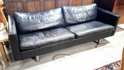 DANISH LOUNGE