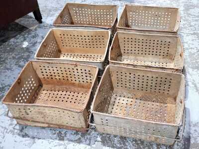 DIPPING TRAYS
