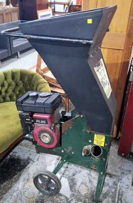 WOOD CHIPPER