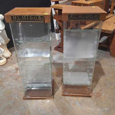 HUMIDORS