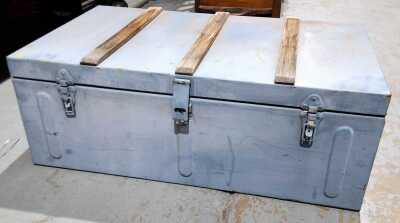 VINTAGE TRUNK
