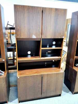 WALL UNIT