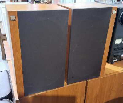KEF SPEAKERS